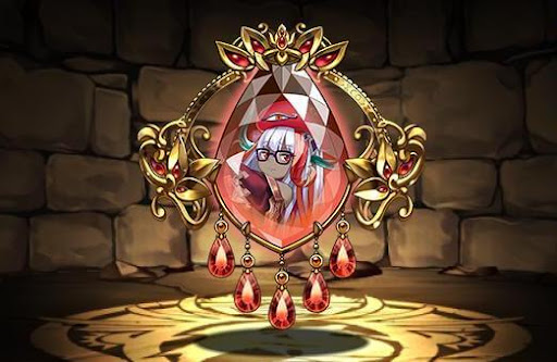 緋命の魔女・ドーナのブローチ