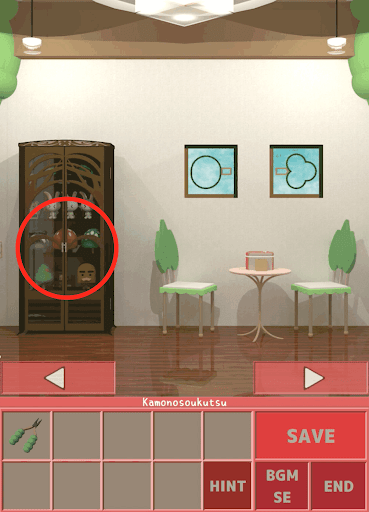 littleBrake_椅子の前_画面左側の棚を拡大