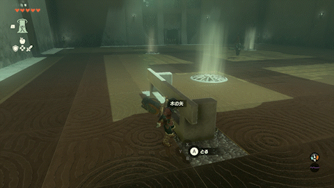 弓持ちの敵が撃ってきた矢を回収する