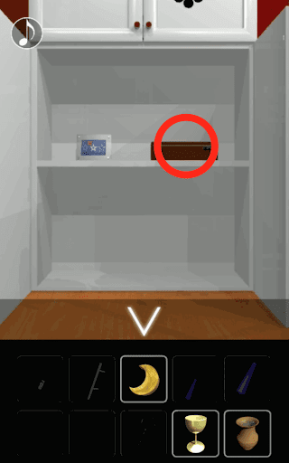月の見える城からの脱出_室内の棚の中の箱