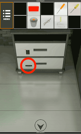 GarageHouse_ベット隣の棚を拡大する