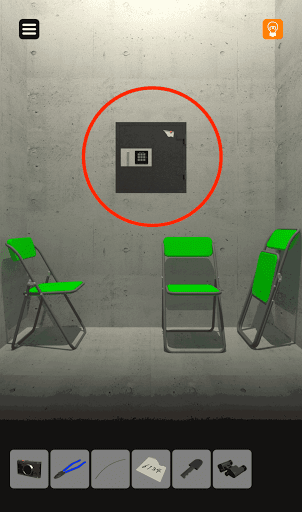  脱出ゲーム非常階段_2階_壁の金庫を拡大する