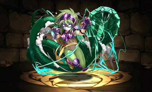 白銀聖闘士・蛇遣い座のシャイナ