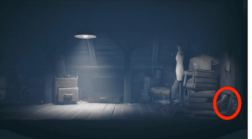 ダクトから隣の部屋に進む