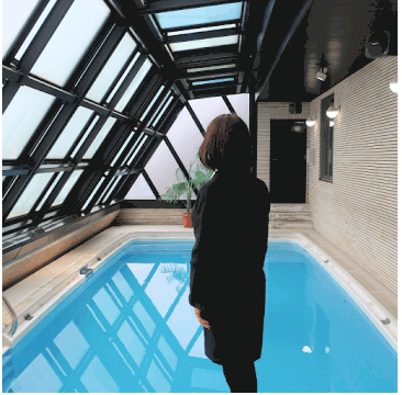 新入社員・江須恵　例のプールに閉じ込められた！