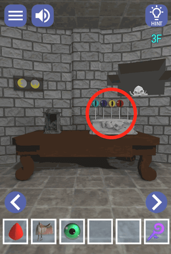 ドラゴンと魔法使いの住む塔_3階_テーブルの上の右側を拡大する