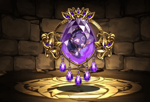 月の守護妖魔・セレナディアのブローチ