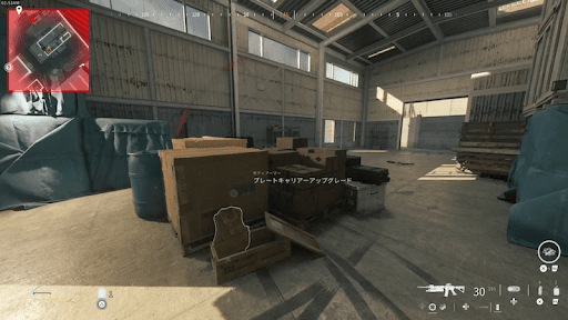 各地の建物で装備を整える