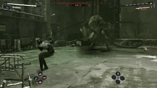 ウェブで怯ませてからコンボを当てる