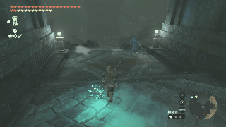 祭殿の地下へ向かう