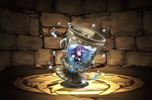 ブルームーンの宝杯