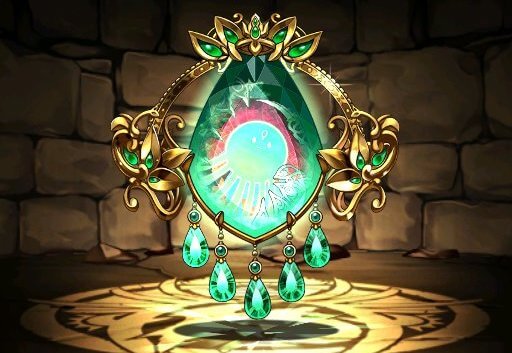 極醒の翠陽神・アテンのブローチ