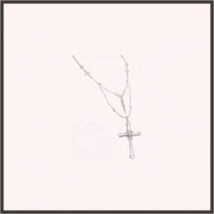 十字架のネックレス