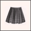 黒チェックスカート