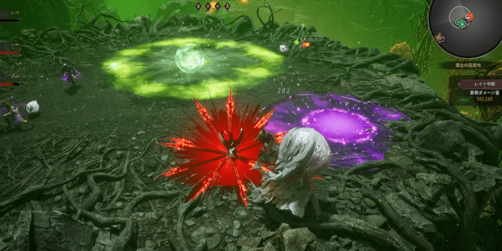 ダークディセンバー_巨大な緑の玉を撃ち出す攻撃は要注意